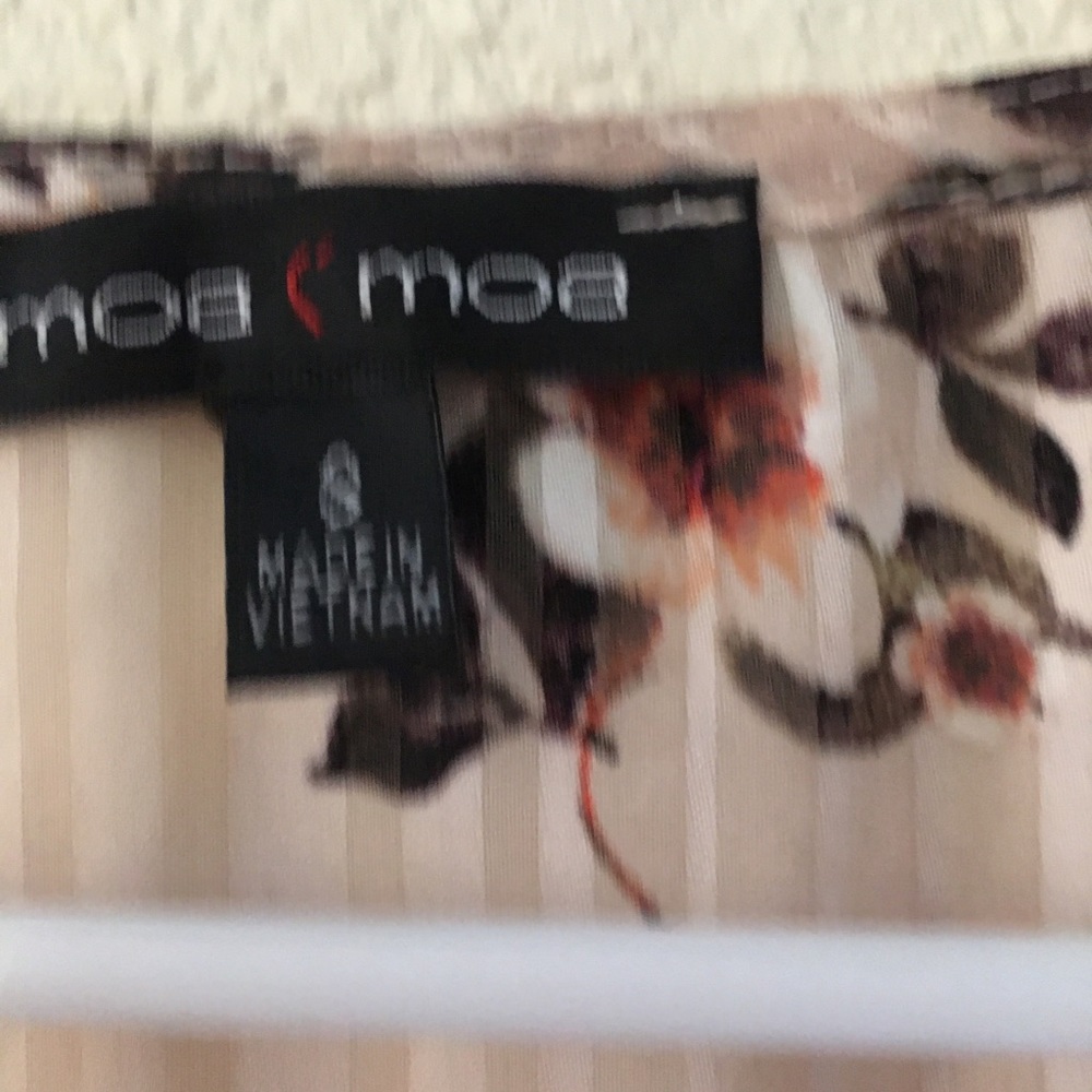 Moa Moa blouse. Size small. New - Picture 3 of 5